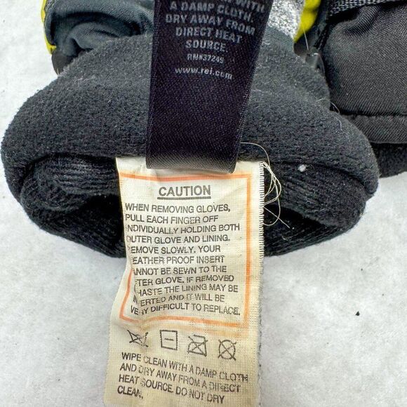 REI Winter Mittens Kids Large 14-16 Black Skiing Snowboarding Snow Sled Tubing - Picture 5 of 5